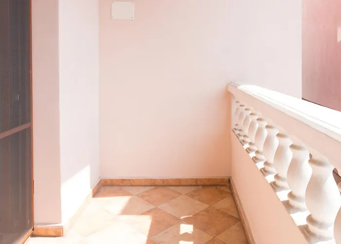 Nasini By Flat Mаnager 公寓式酒店 4*