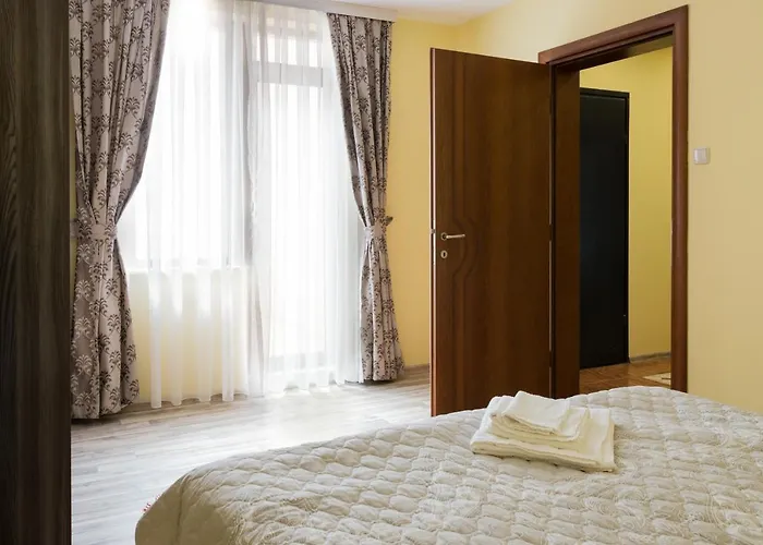 Nasini By Flat Mаnager 公寓式酒店