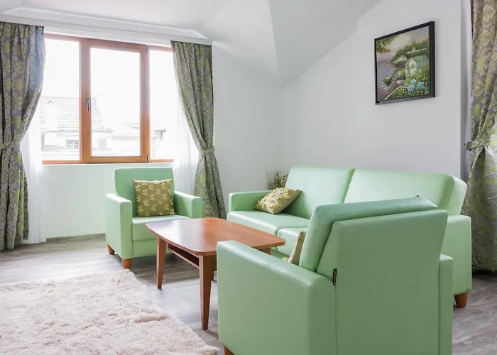 Nasini By Flat Mаnager 公寓式酒店